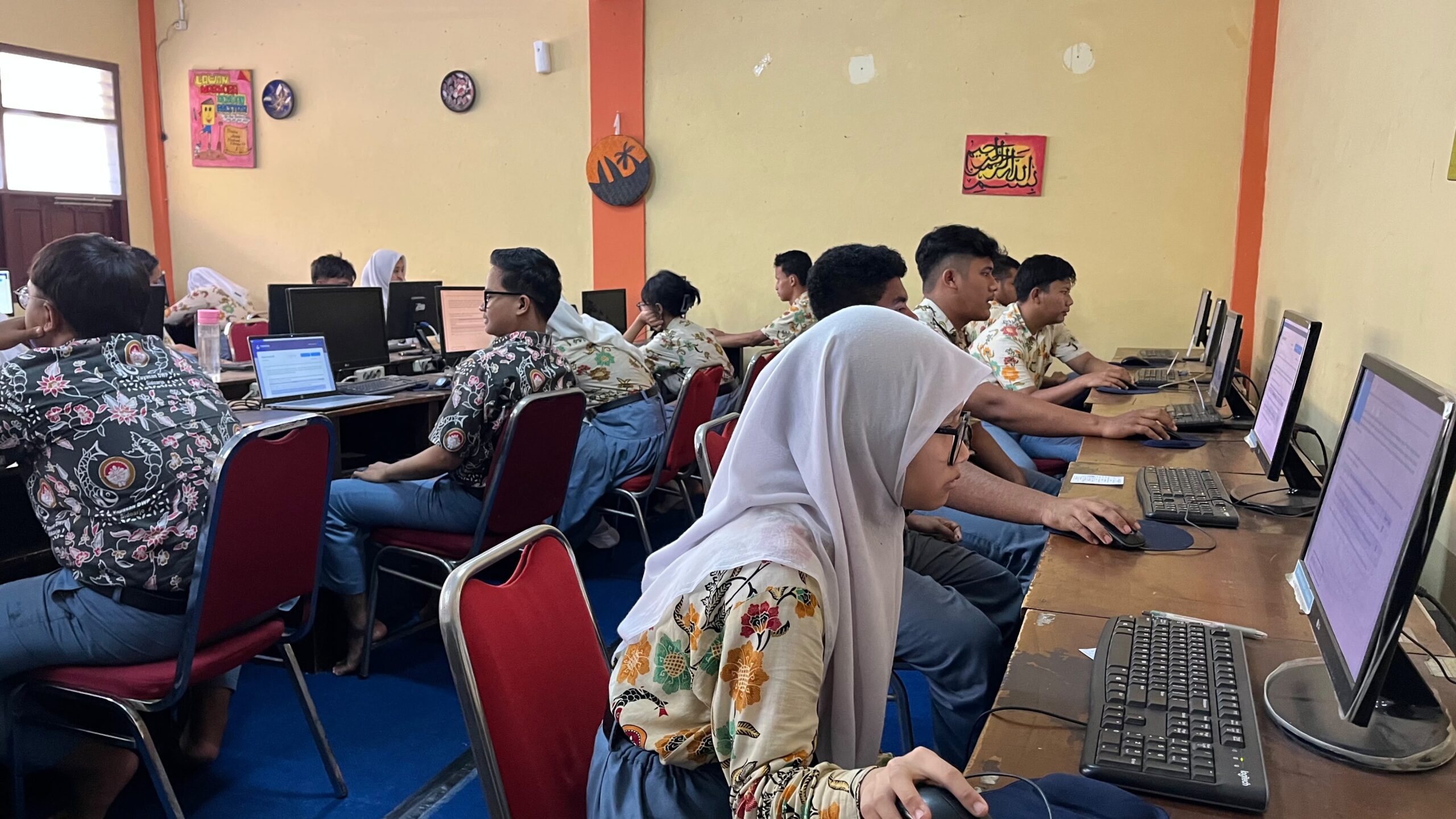 Tuntaskan Gladi Bersih Hari Keempat, Siswa SMA Dharma Wanita 1 Gedangan Siap Hadapi TKA Utam